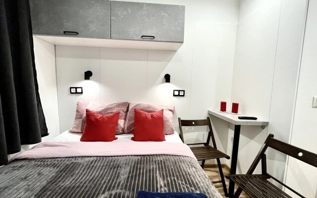 Квартира Лайф Апартс Студия  2, 13м2, на ул. Новая 28