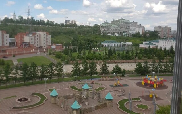 Квартира на Конституции Ссср 23