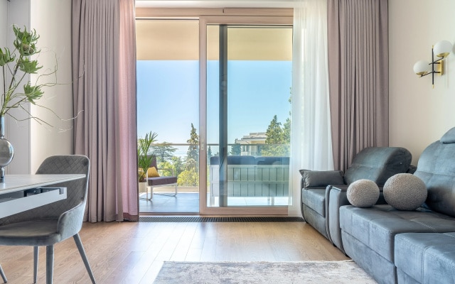 Комплекс апартаментов Grand Royal Residences