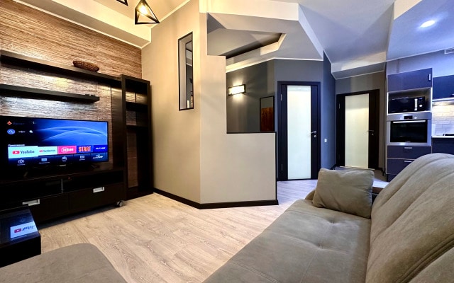 Квартира 2-комнатная Cтудия Yarapartments на Первомайской 19