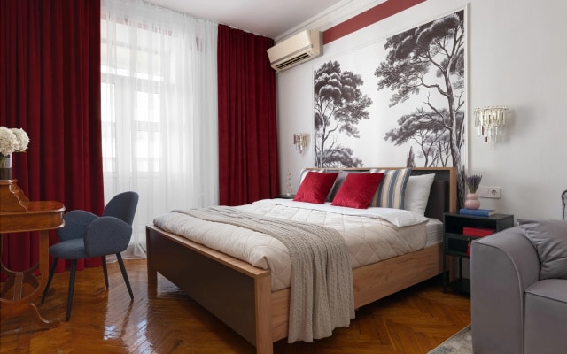 Квартира GM Apartments Современная неоклассика на Брестской
