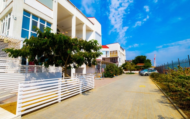 Апартаменты VIP on the beach 1