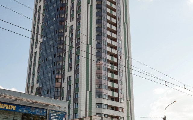 Квартира iHome: Комфорт у ТЦ Галерея