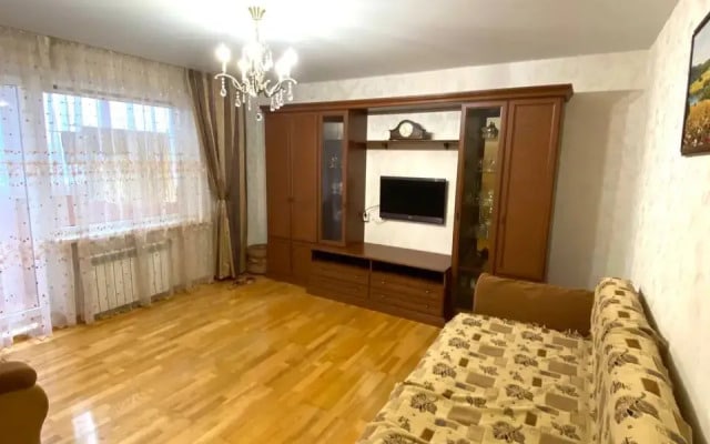 Uyutnaya Dvukhkomnatnaya Flat