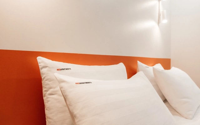 Апартаменты Red Apartments Арт Лайт Корнель