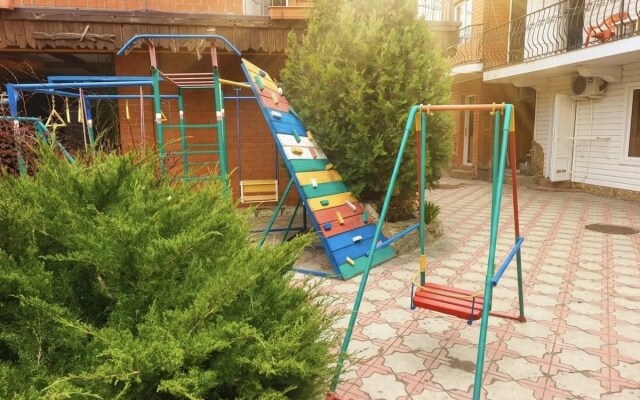 Меблированные комнаты Семейный дом на Виноградной