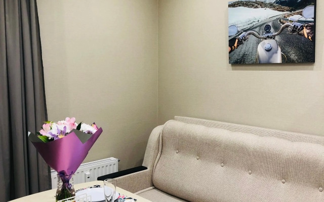 Квартира Aurora Apartment