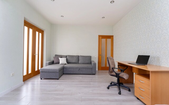 Квартира центр 2х комн/60м2