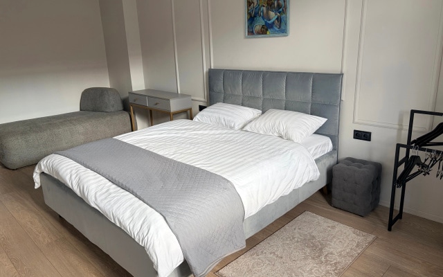 Квартира на сутки в центре Минска LuxHouse 2+2+1