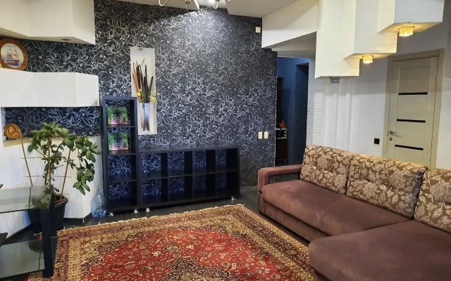 Квартира на площади Максима Горького 2