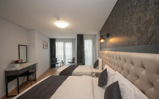 KA Hotel & Suites