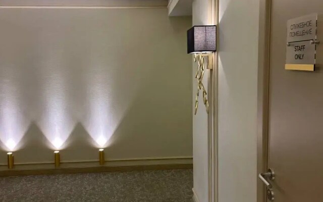 Отель Adenium Hotel