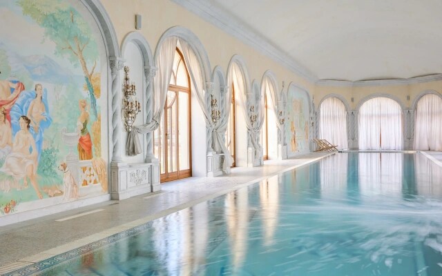Отель Malakhovka Palace