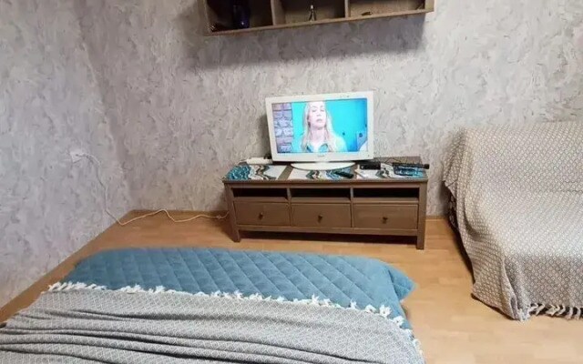 Квартира Уютнaя Светлая с Паноpaмным Балкoном