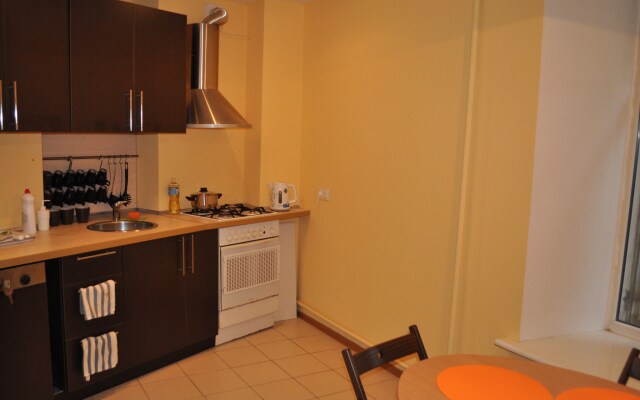 Suricata Hostel
