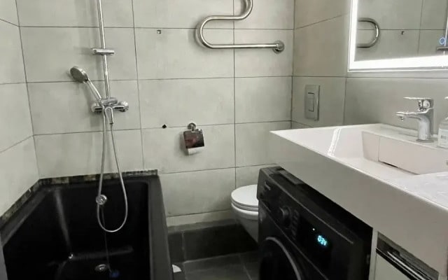 Квартира на Энштейна 2