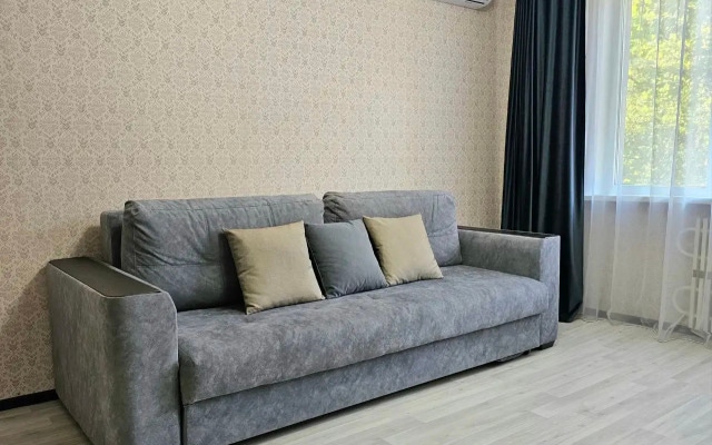 Апартаменты Best Guest House на Константина Симонова