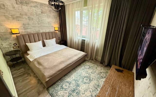 Loft Apartments с пректором и терассой