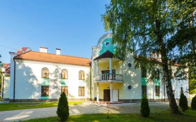 Отель Золотая Осень