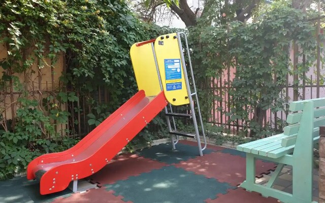 Guest House Vinogradnaya 4