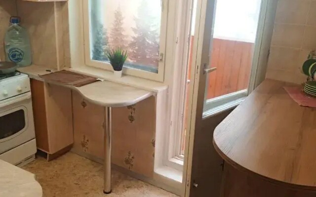 Квартира в Западном Районе с Прекрасной Инфраструктурой