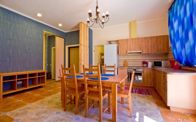 Townhouse Orkhideya