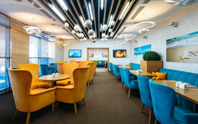 Отель Атлантик by USTA Hotels