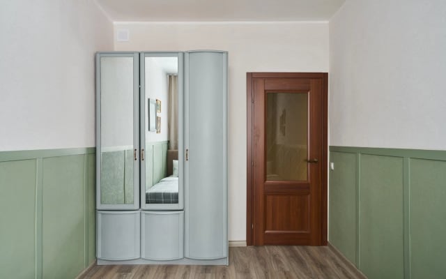 Квартира Уютная трешка у метро в центре
