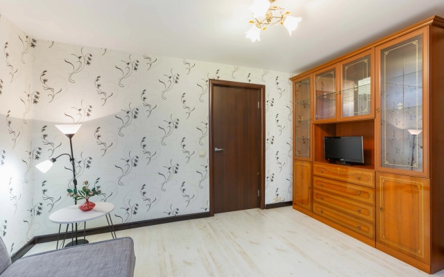 Квартира Inndays Apartments на Обручева 49
