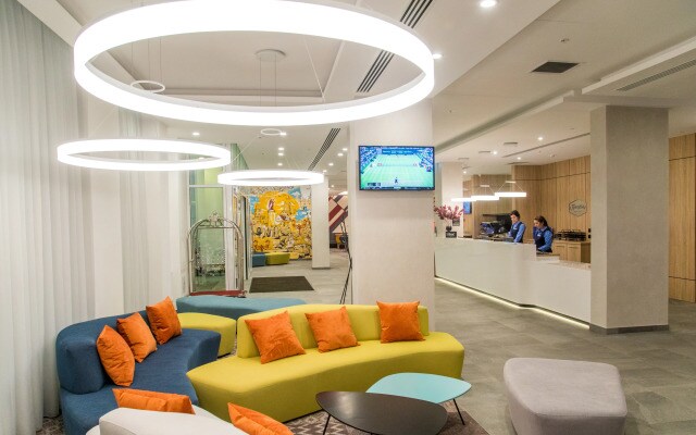 Отель Hampton by Hilton Brest