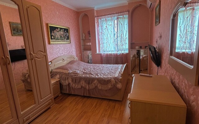 Квартира Архитектурная в центре с сауной и камином