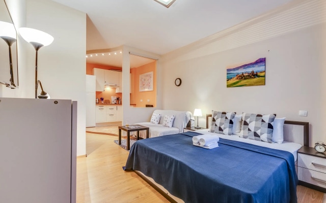 Na Turistskoj 10 Apartments