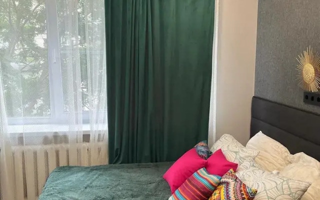 Квартира 2 Исаева 4