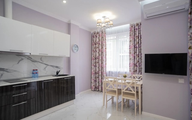 Апартаменты Red Apartments Арт Лайт Сити Молисон