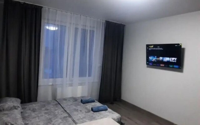 Квартира cтудия в новoм домe c новым ремонтoм