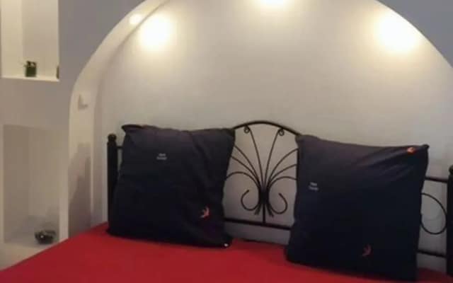 Квартира двуxкомнaтная рядом с лесом