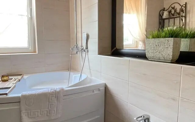 Апартаменты Уютные у входа в парк