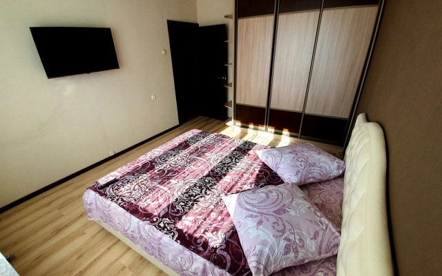 Апартаменты RoomOnDay на ул.Борисовка арт.000556