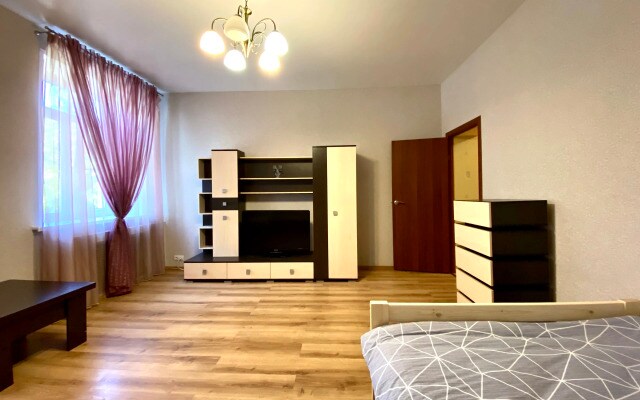 Квартира 2-комнатная Yarapartments на Советской 2