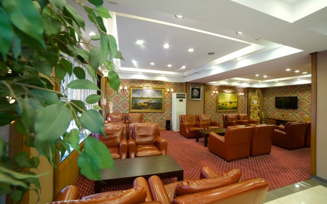 Отель Grand Unal