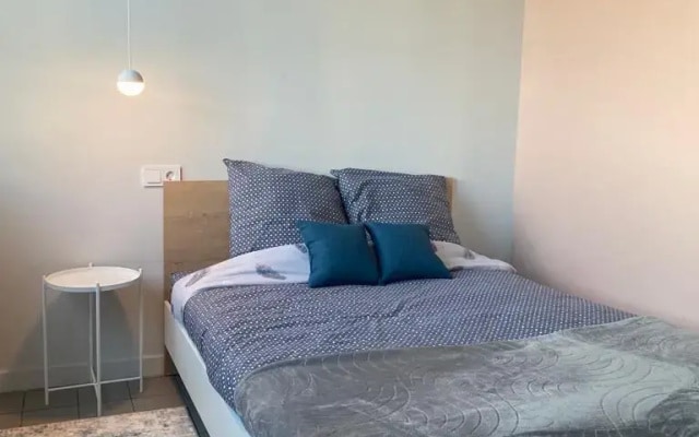 Квартира 2-к. квартира, 55 м², 3 кровати