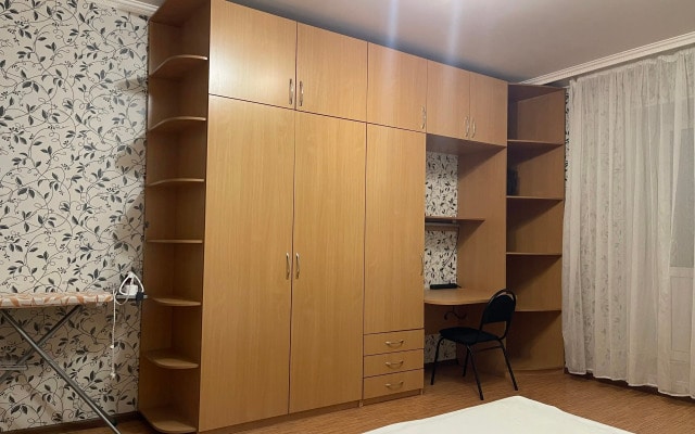Квартира на Адоратского 1