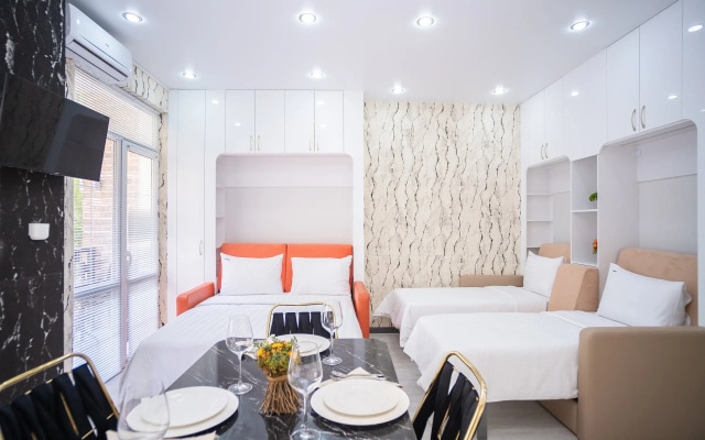 Апартаменты Red Apartments Арт Лайт Сити Вега