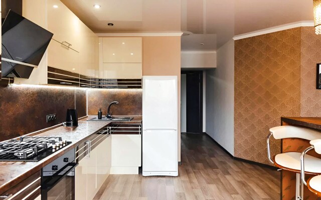 Lux  Apartments