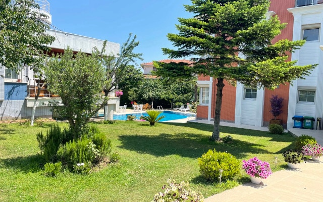 Treekos Suite Hotel