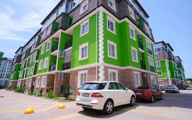 Апартаменты Red Apartments Арт Лайт Сити Кортес