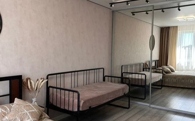 Квартира на улице Крымской весны 4к1Б