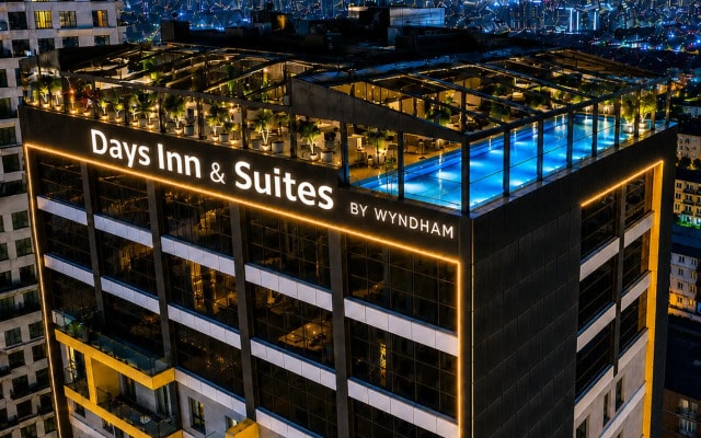 Days Inn & Suites by Wyndham Esenyurt