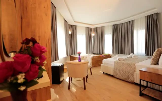 Newalla Hotel Old City