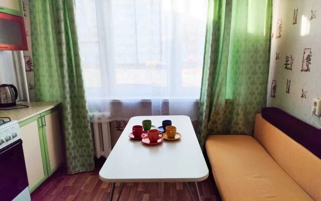 Квартира Уютная и чистая у клиники МНТК